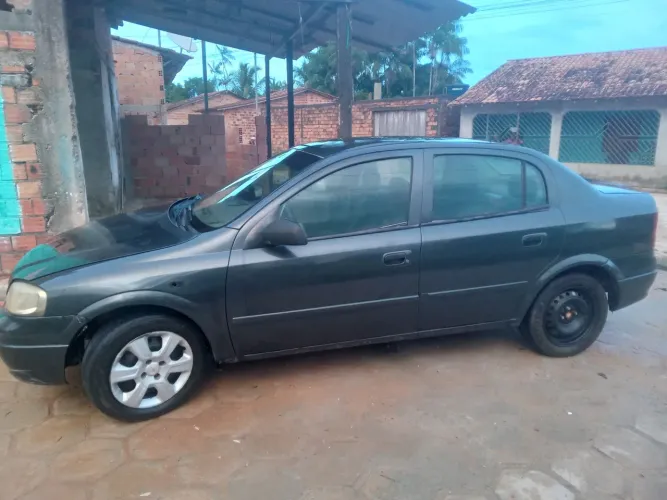 Chevrolet Astra Sedan 2.0/cd/ Expres.gls 2.0 8V 4P 2002