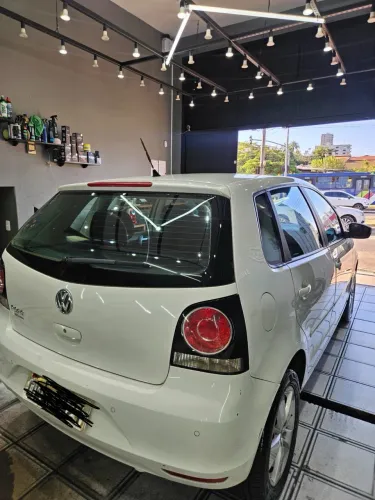 Volkswagen Polo 1.6 Mi/s.ouro 1.6 MI Tot.flex 8V 5P 2014