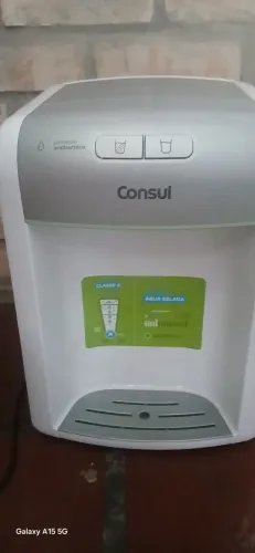 Purificador de água consul funcionando perfeitamente.