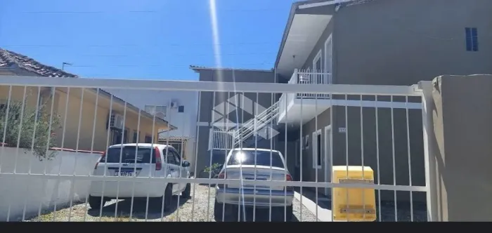 Prédio no bairro Pagani, em Palhoça - SC