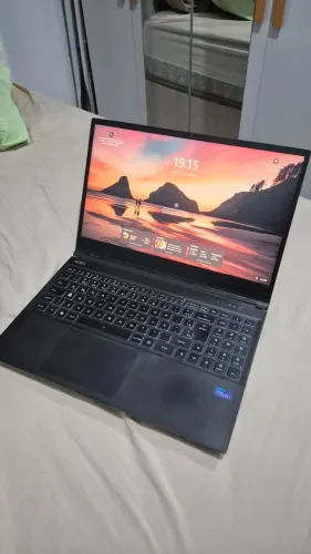 Notebook Avell A70 MOB 16GB RAM - SSD NVMe M.2 de 500 GB - Intel i7