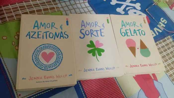 Kit amor e livros