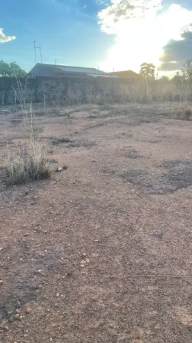 Terreno 1000m2 para aluguel: Materiais de Construção, ferro velho, depositos..