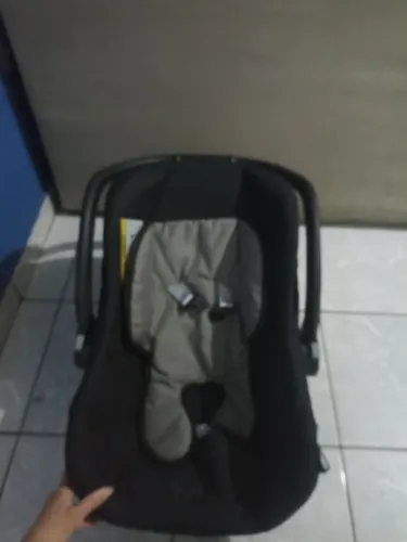 Vendo Bebê conforto poucas vezes usado