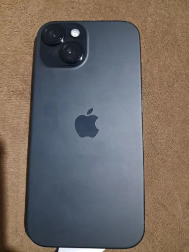 Celular iPhone 15