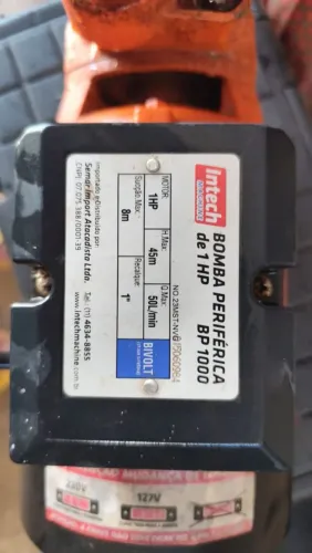 Vende-se está bomba 