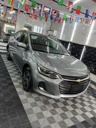 Chevrolet Onix Plus LT 1.0 12V TB Flex Aut. 4P 2025