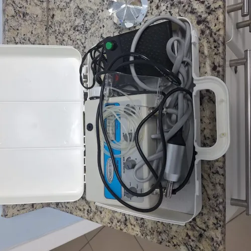 Implantes dentários