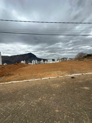 LOTE ALTO ESPLANADA