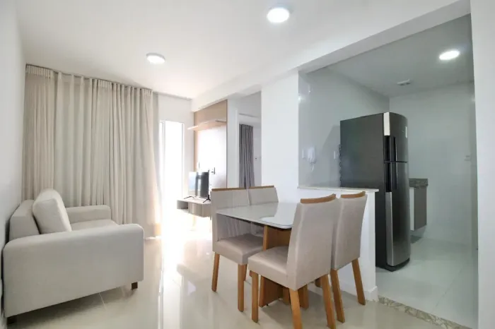 Apartamento Mobiliado Com 1 Quarto Em 40M² E 1 Vaga De Garagem Na Santa Teresa. F8OCJ