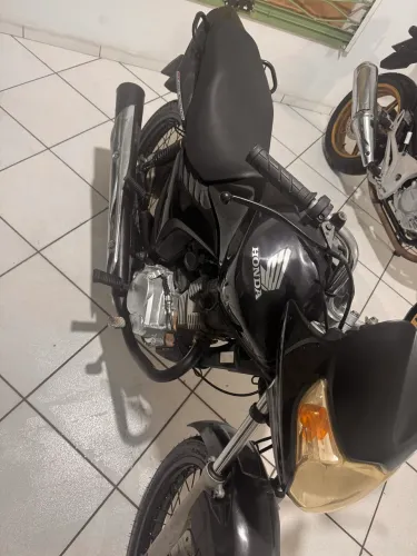 Cb 300 r ano 2015