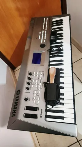 YAMAHA MM6 timbre fantástico !