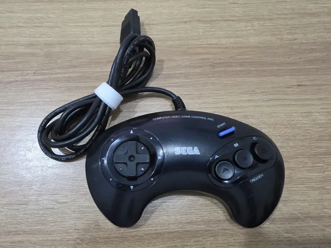 Controle Mega Drive 3 botões Ótimo estado