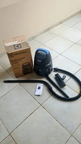 ASPIRADOR ELECTROLUX HIDROLUX AWD01 1400W - USADO 2 VEZES - COM NOTA FISCAL - SEMI NOVO