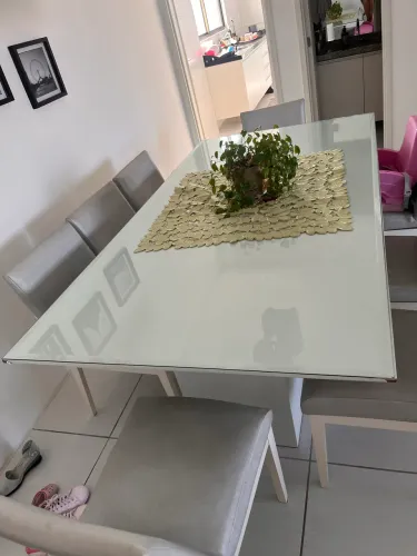 Mesa de sala 8 lugares linda!!