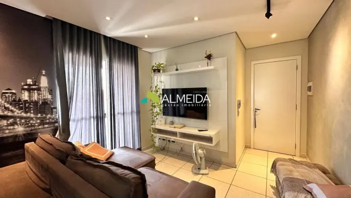 Apartamento com 2 dormitórios à venda, 60 m² por R$ 220.000 - Chácara Lusa - Rio Claro/SP