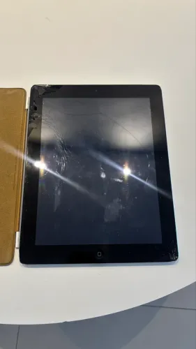 Vendo iPad 2 com tela quebrada