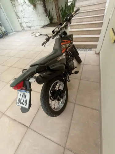 XTZ 125, inteira