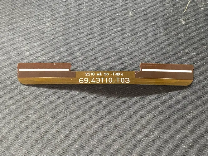 Flat V-con Samsung UN43AU7700