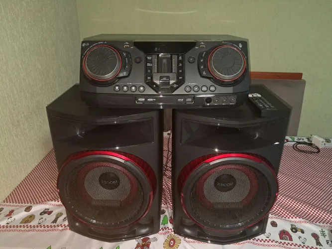 Mini System LG CL 87 2350 rms