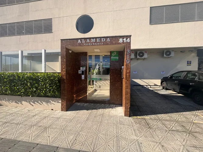 Apartamento 2 dormitórios no Alameda Pedra Branca - Jardim Eldorado