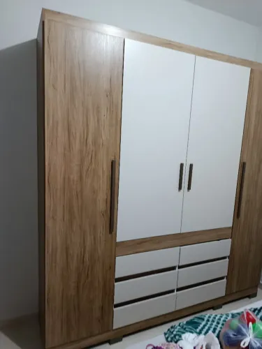Vendo guarda roupas