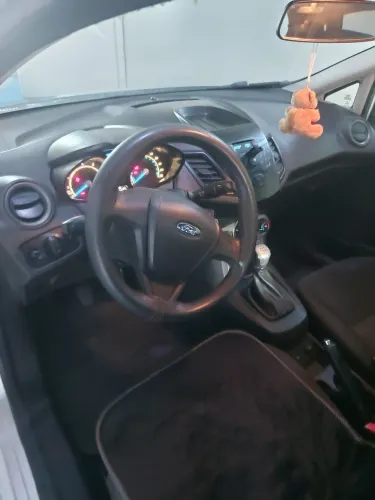 Ford Fiesta 1.5 16V Flex Mec. 5P 2014