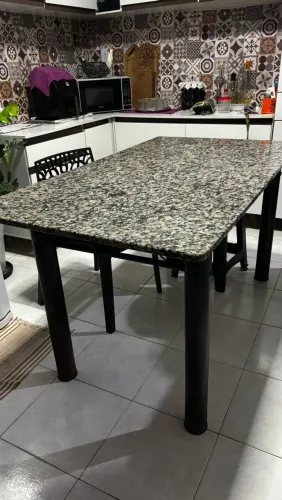 Mesa de marmore