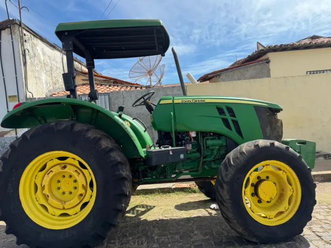 Trator John Deere 5078e