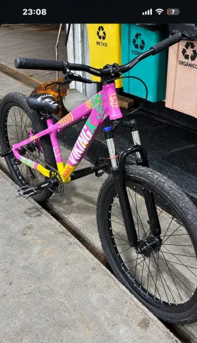 Vende-se bicicleta para grau ?vikingx? Tuff 25