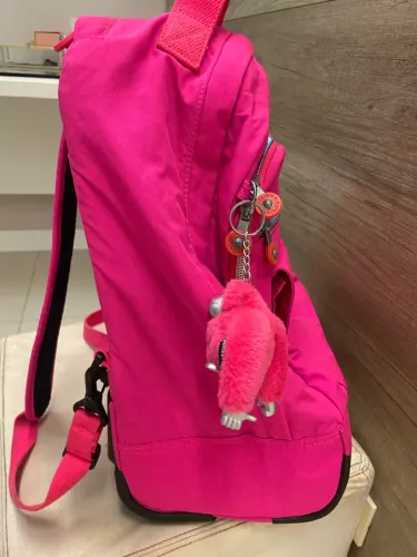 Vende-se mochila Kipling de rodinha