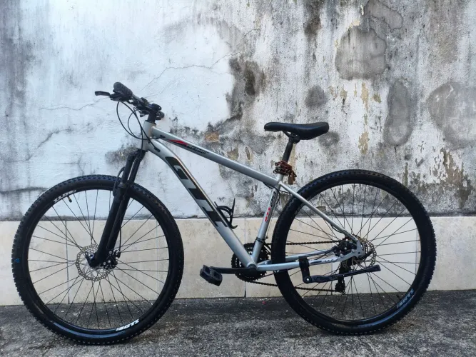 Bicicleta GTI