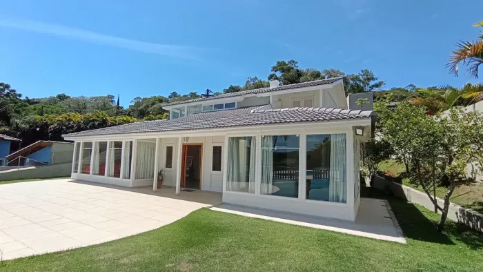 Casa no Condomínio Residencial Cantareira em Mairiporã