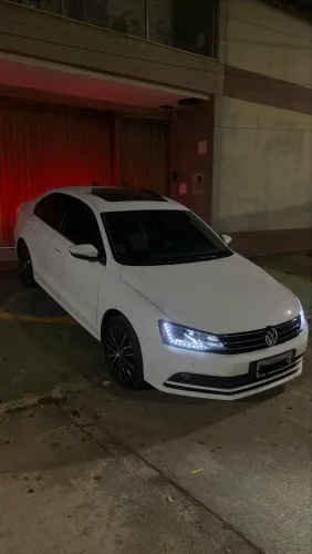 Volkswagen Jetta Highline 2.0 TSI 16V 4P Tiptronic 2017