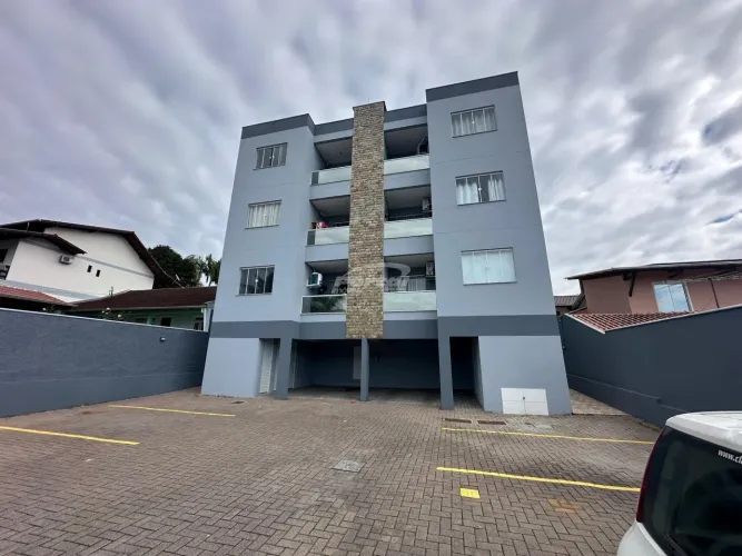 Excelente Apartamento no Bairro Itoupavazinha