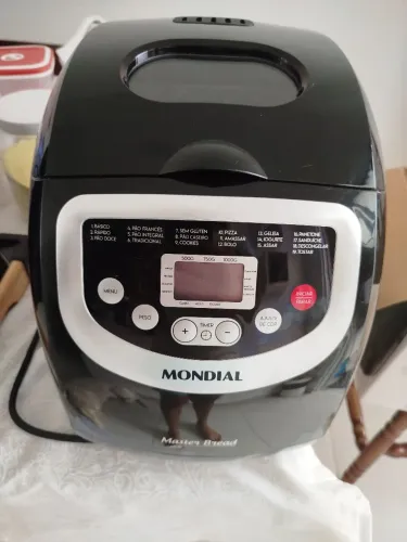 Máquina de fazer pães.