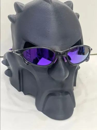 Oakley Penny