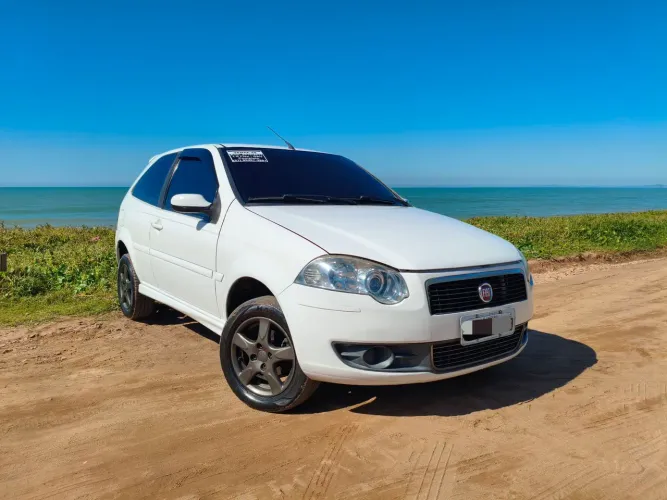 Fiat Palio ELX 1.0/ 1.0 Fire Flex 8V 2P (álcool) 2011