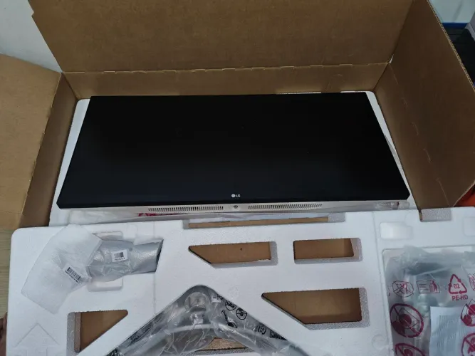 Monitor gamer novo LG ultrawide 29'