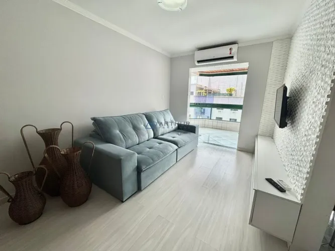 Apartamento à Venda no Canto do Forte em Praia Grande