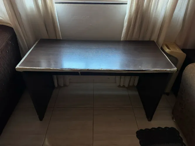 Mesa de escritório 60 x 1.36