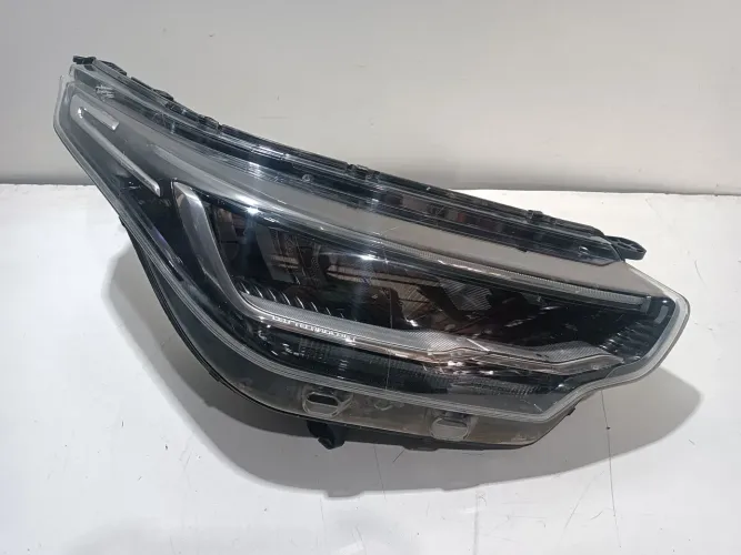 Farol Direito Fiat Strada 2020/2024 LED Original (Recondicionado)