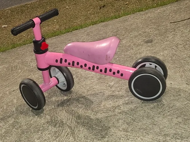 Bicicleta de equilíbrio 