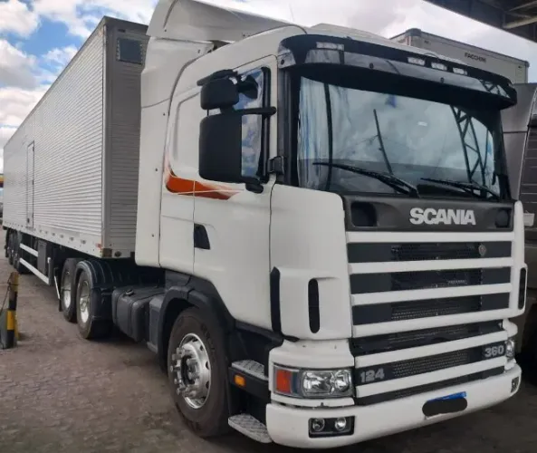 Scania 124 360 2001 + Carreta Baú Randon 2012 - Conjunto Completo