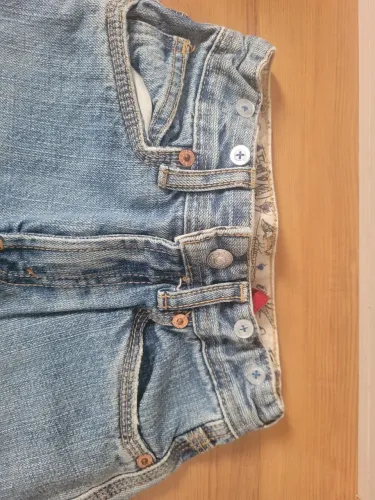 Calça Levis -7/8 anos