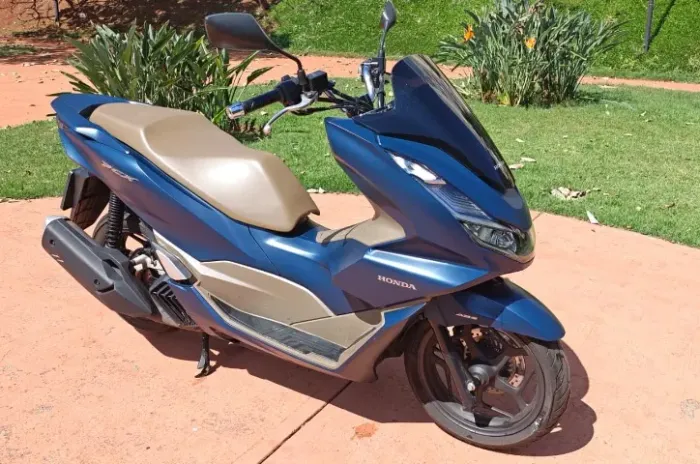 Honda PCX DLX 160 2024 - Único Dono / Apenas 8.9k km