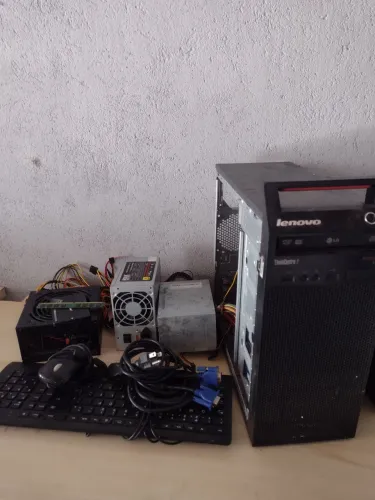 Computador para Uso ou retirada de peças