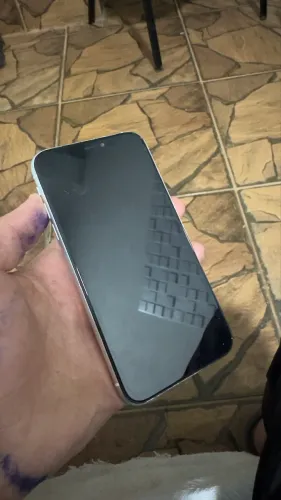 iPhone XR branco