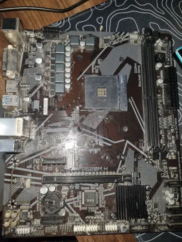 Placa mae A520m Gigabyte