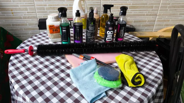Kit de limpeza para automóvel ou moto